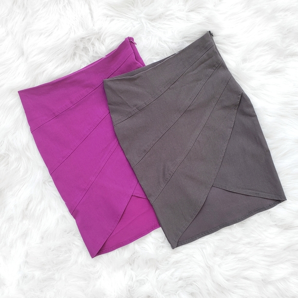 3/20$ - LIMITÉ - Women's 2 Mini Skirts - XS